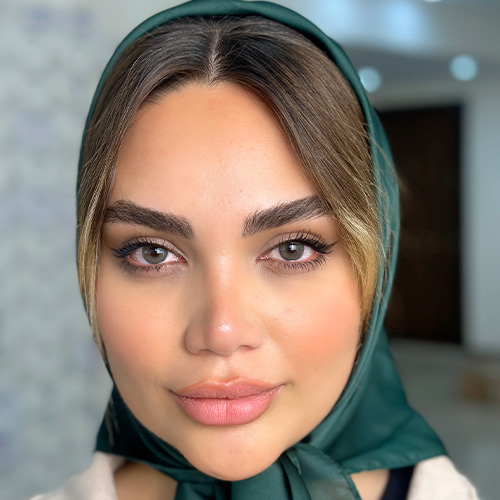 لنز رنگی برند یونیک رنگ ويستريا